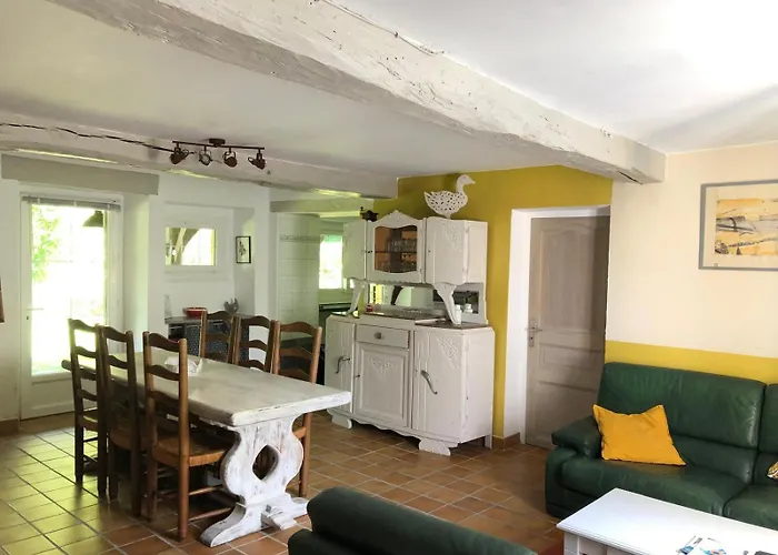 別荘 Diamant Noir Lolme